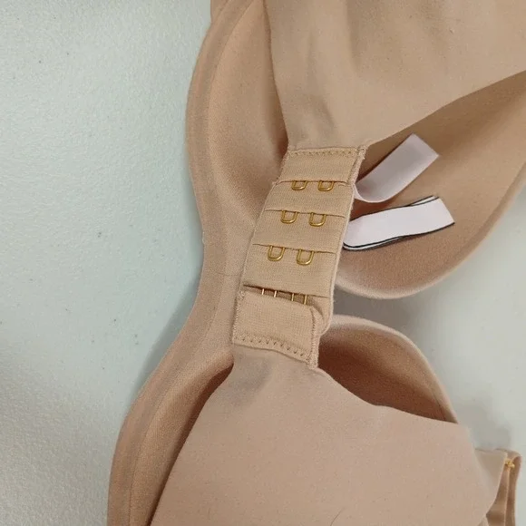 Bundle Victoria's Secret Bras Women 32D Black Nude White Demi T Shirt Bras - Picture 4 of 16